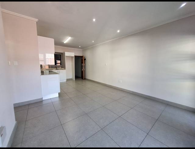2 BEDROOM APARTMENT FOR SALE IN UMHLANGA RIDGE